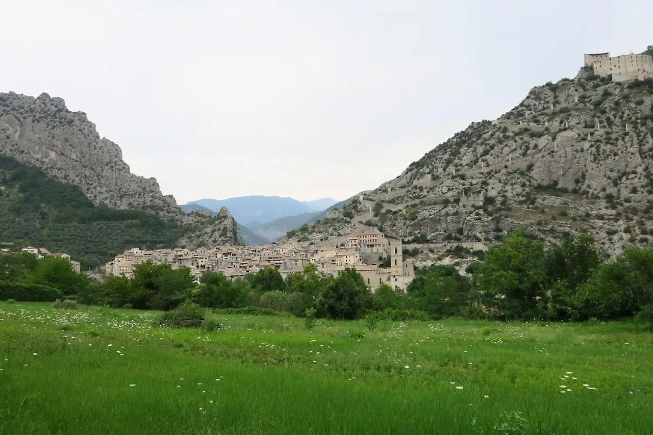 Les Gites D'Intervalles Entrevaux