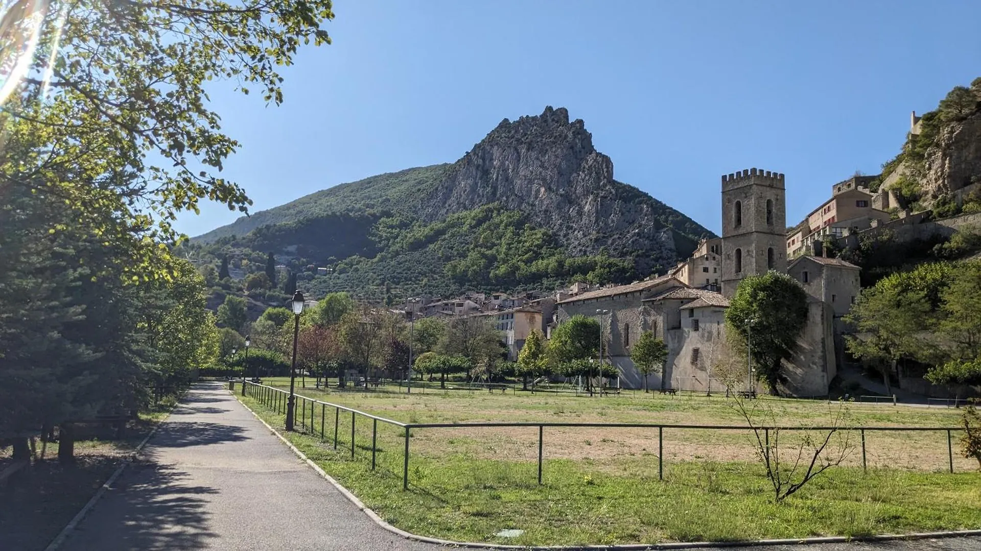 Les Gites D'Intervalles Entrevaux Apartment